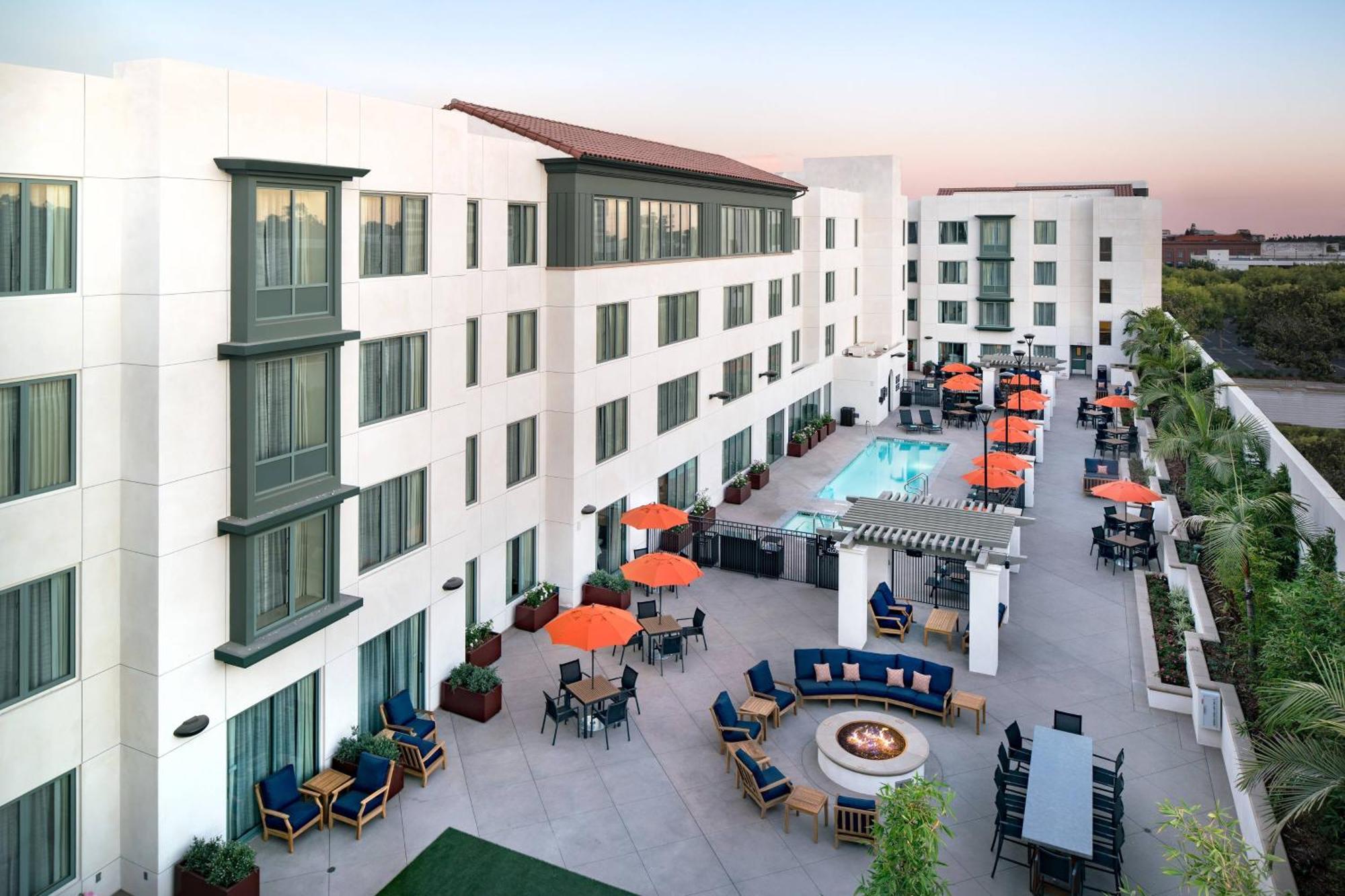 Residence Inn By Marriott Los Angeles Pasadena/Old Town Eksteriør billede